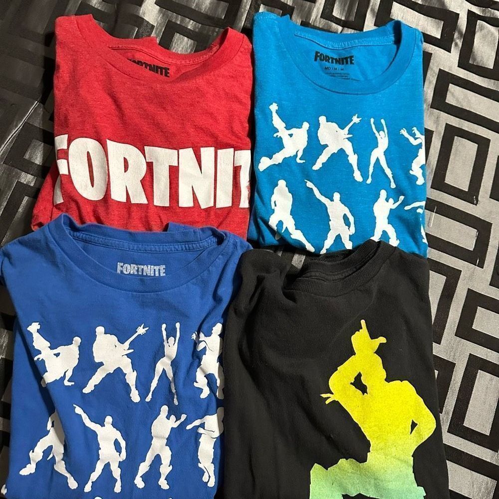 Fortnite 4pk bundle for boys blue/red/dark blue/black t-shirt